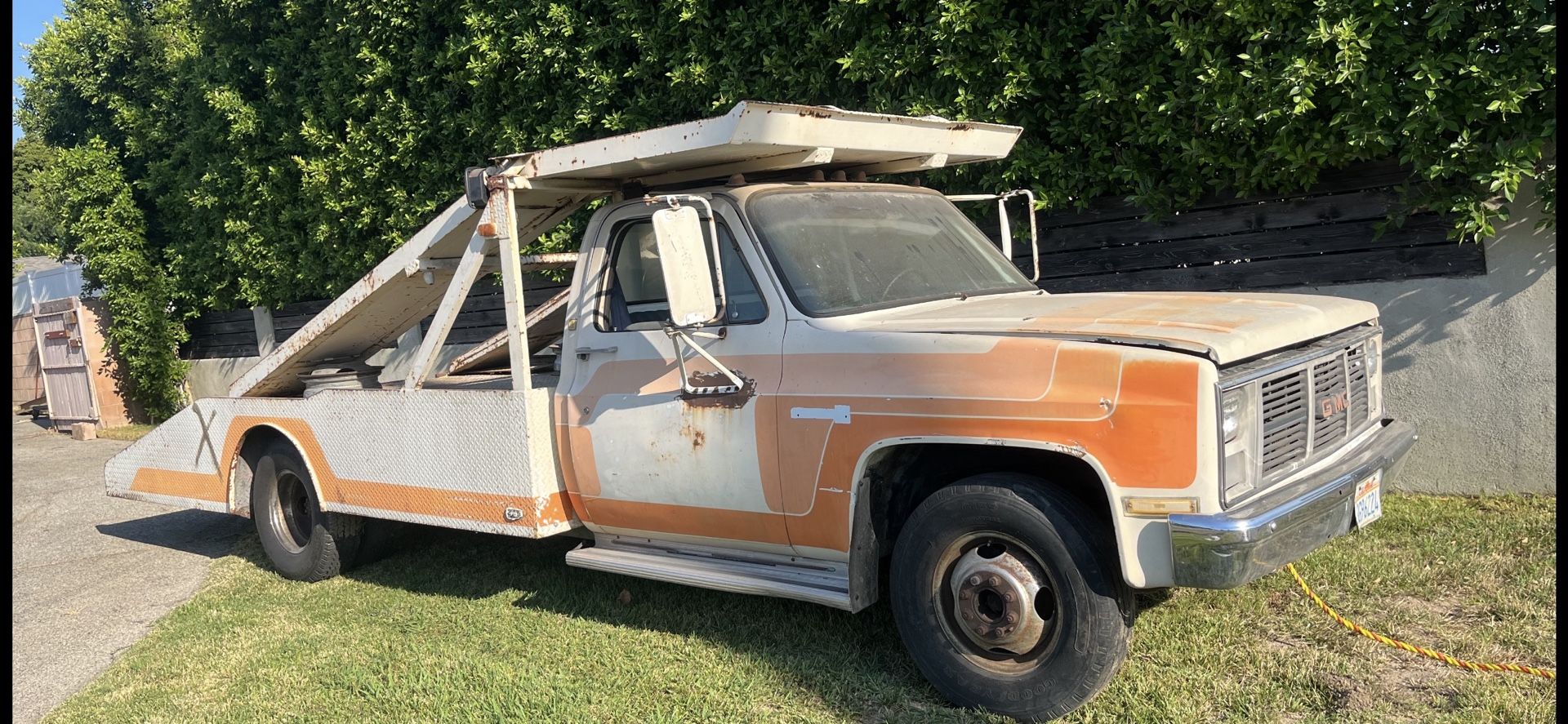 1987 GMC R3500 for Sale in Los Angeles, CA - OfferUp