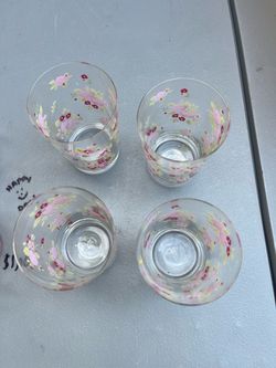 Cup set of 4 glasses