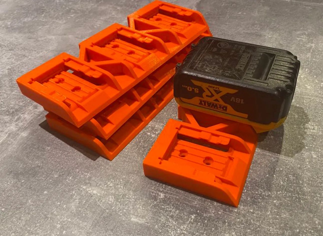 Dewalt Battery Wall Mount 
