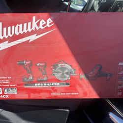 Milwaukee 4 Tool Combo Kit