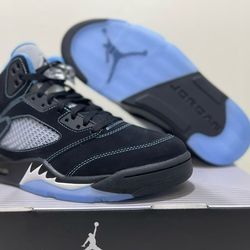 retro 5 university blue all size available