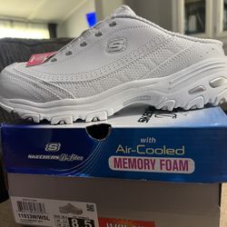 Skechers Dlites Slip On 