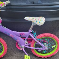 18 in Girl's Bike