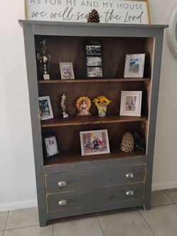 Book shelf 72h X 48w X13d