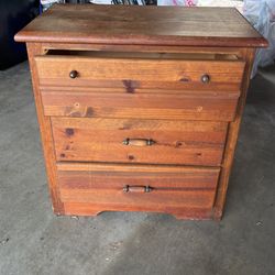 Antigue Brouwn Wooden Dresser