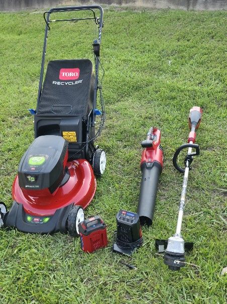 TORO 60V Selfpropelled Lawnmower Kit Combo ( all for $379)