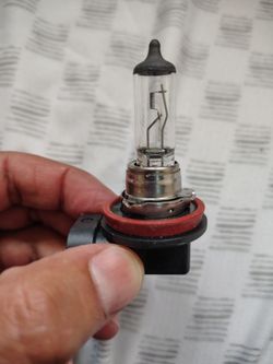 Brand new h11 headlight never used