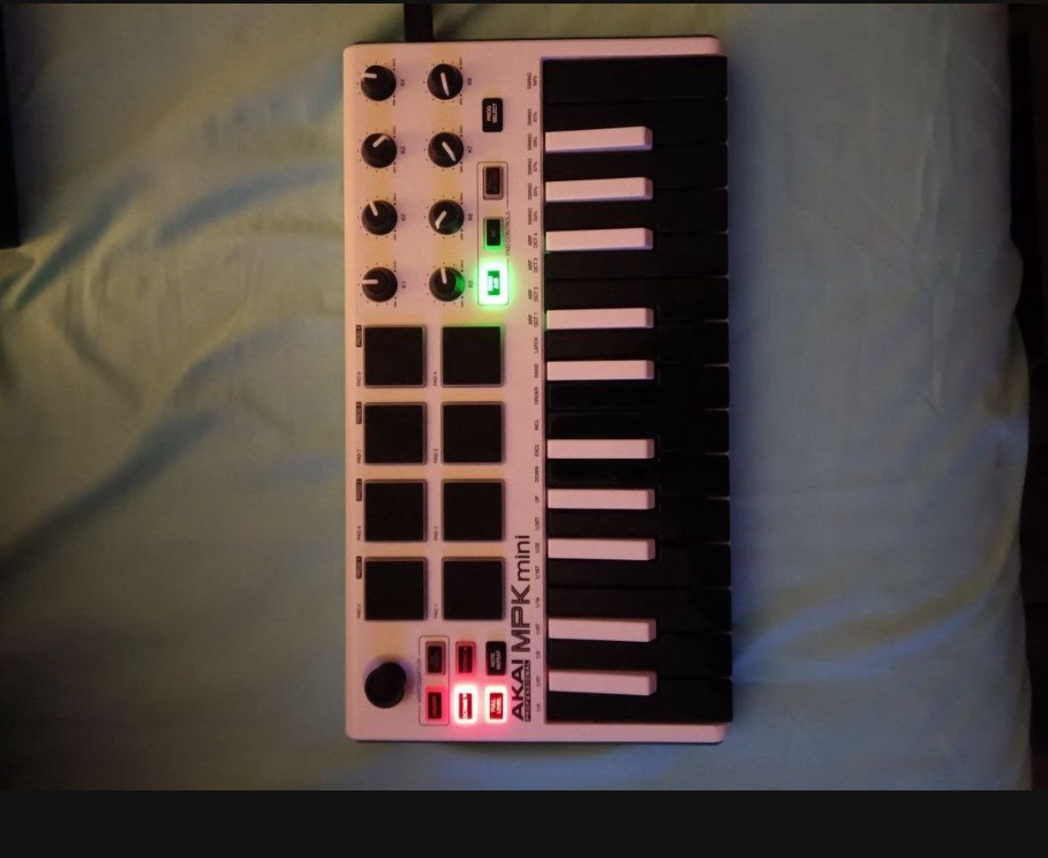 Mpk midi Piano