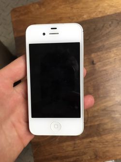 Apple Iphone 4 - iCloud Needs Unlocked, For Parts