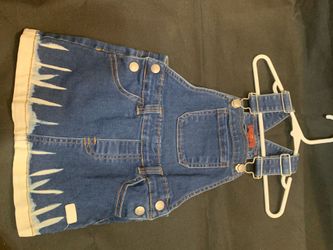 Little girls dresses very clean.