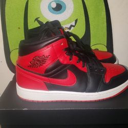 Air Jordan Retro 1 Mid Banned Edition.  Size 10 Men's 