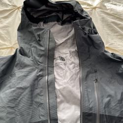 The North Face Gore Tex Jacket Size XL