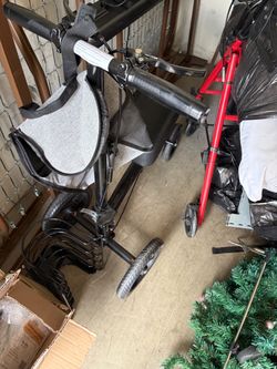 Knee scooters