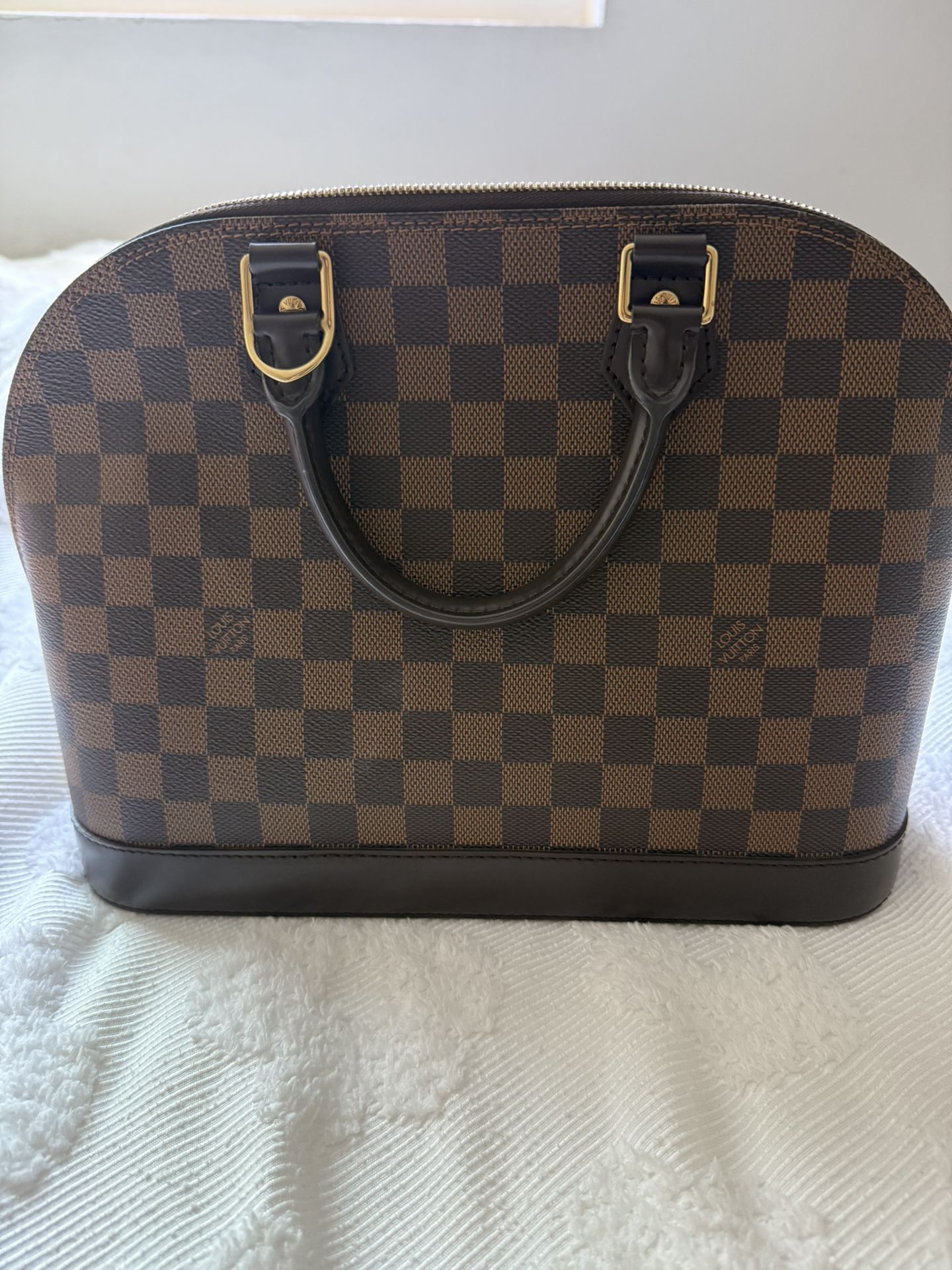 Louis Vuitton Alma Damier PM