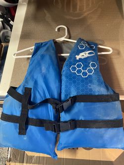 Youth life vest