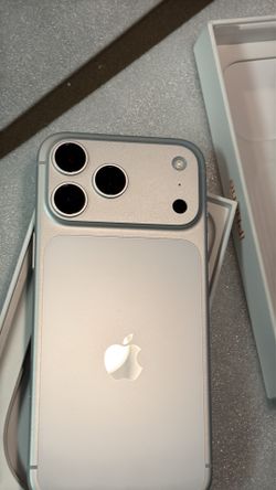 iPhone 17 PRO MAX Size NEW UNLOCKED