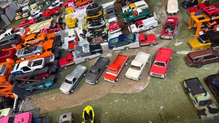 Greenlight 164 scale Ford and Dodge trucks Greenlight 164 scale Ford and Dodge trucks