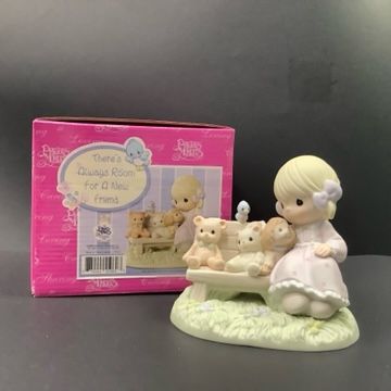 Precious Moments Figurine - There’s Always Room For A New Friend
