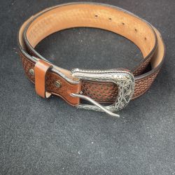 Mexican Western style leather belt