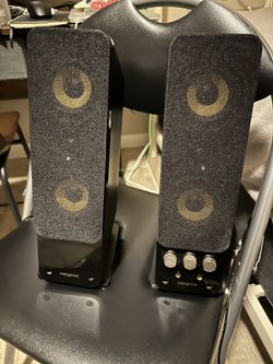 Creative T40 Series II 2.0 Desktop Speakers – High-Quality Audio System