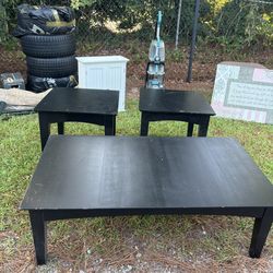 Coffee table with 2 end tables