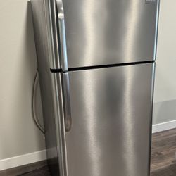 Frigidaire Refrigerator
