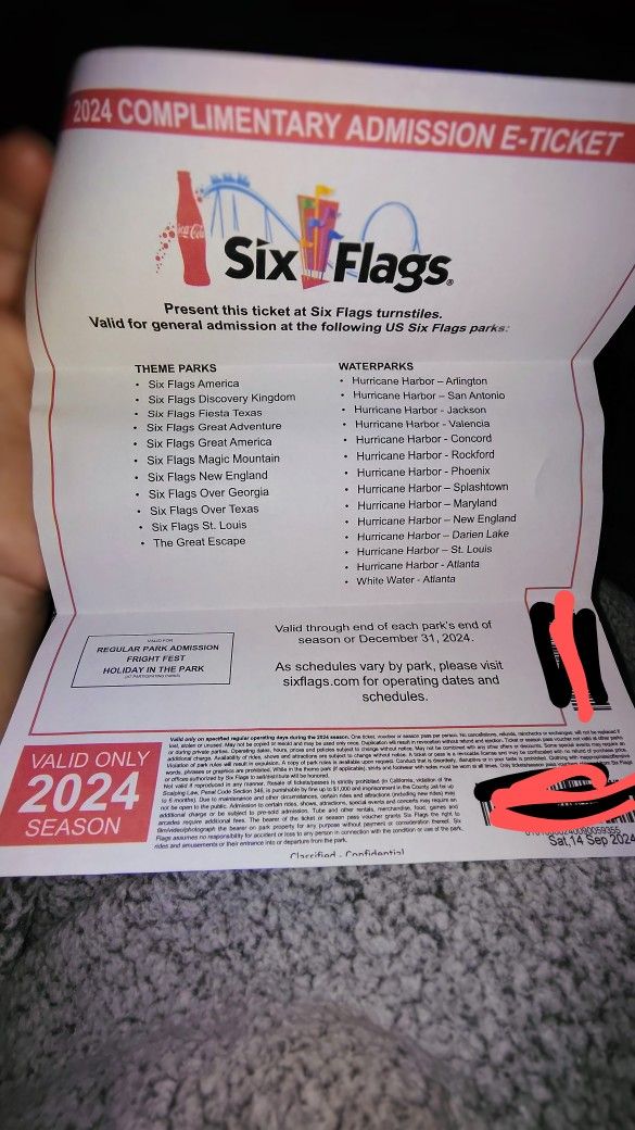 Admission Tickets To Holiday In The Park The Month Of December Six Flags