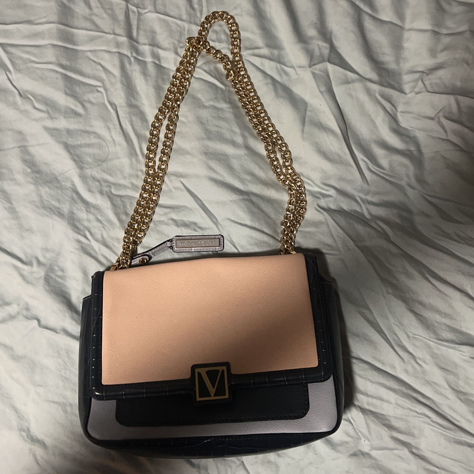 Victoria Secret Handbag  Allll New 