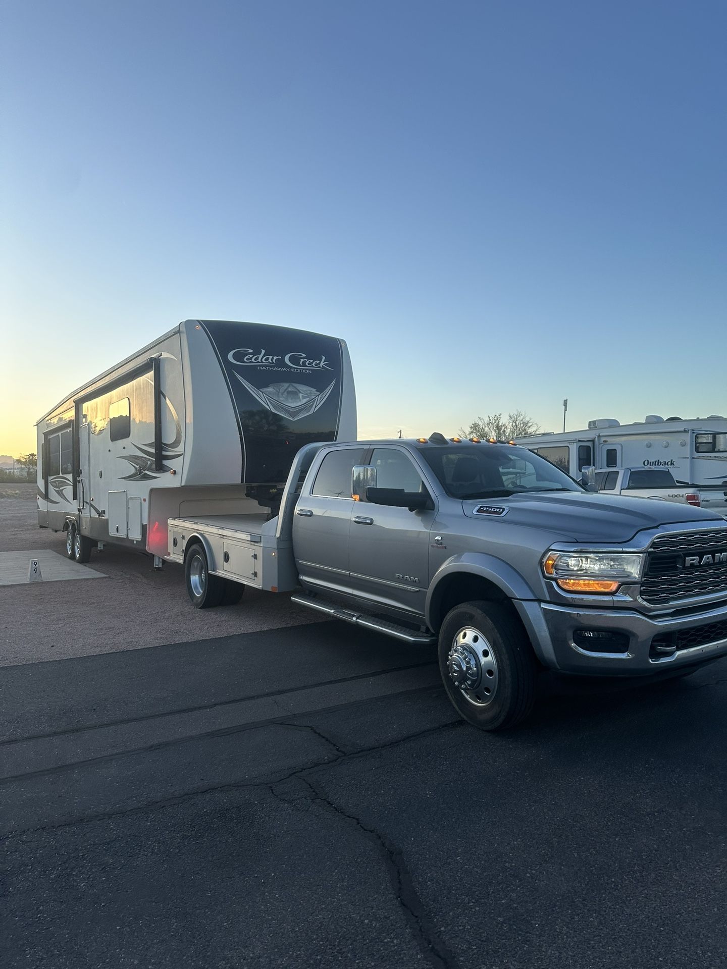 5th Wheel Mover