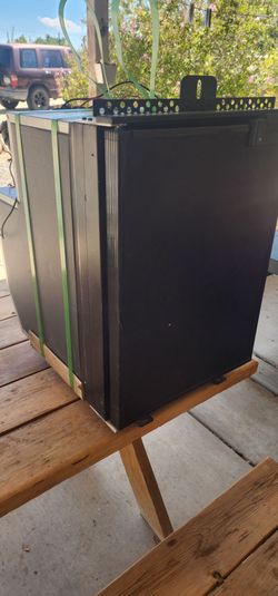 12 volt refrigerator