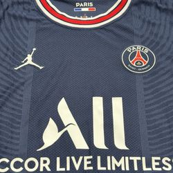 PSG HOME JERSEY. MESSI 10. PLAYER VERSION. SIZE LARGE.