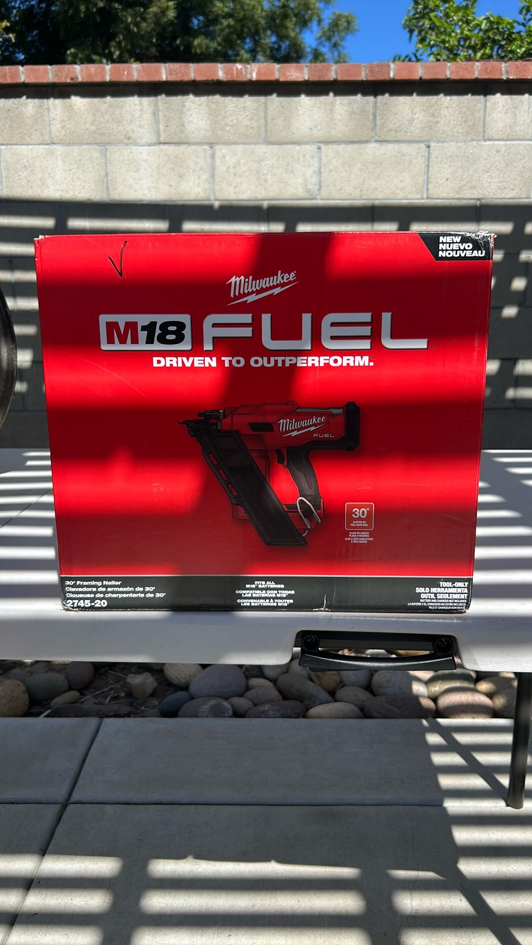 Milwaukee 30degree Framing Nailer 