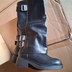 Ladies Black Boots size 7