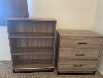 Dresser set
