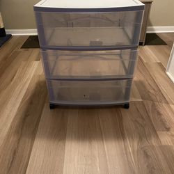 Plastic Drawers For Storage (need It Gone, Make Your Offer!)