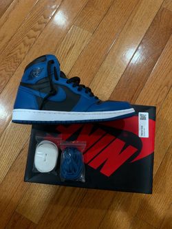 9.5 worn ones like new in box