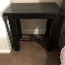 22in Pottery Barn End Table. 