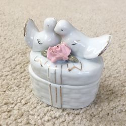 Vintage Ceramic Trinket Box Jar w/ Doves, Pink Rose and Gold Trim - Jewelry Box