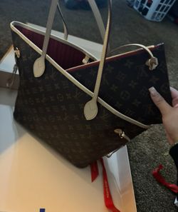 Loui Vuitton Neverfull 