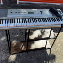 Yamaha YPG-235 Portable Keyboard - 76 Keys 
