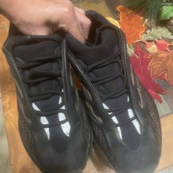 Adidas Yeezy 700  Give Me A Offer