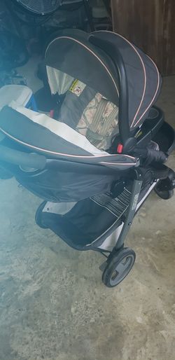 Modes click connect travel system ( graco )