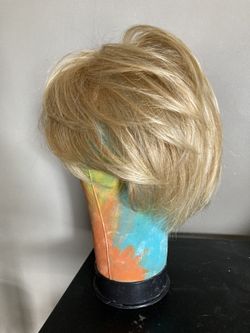Short Hair Natural Blonde Human Hair Wig