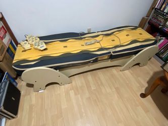 Migun HY-7000U Far-Infrared Thermal Massage Bed $1000