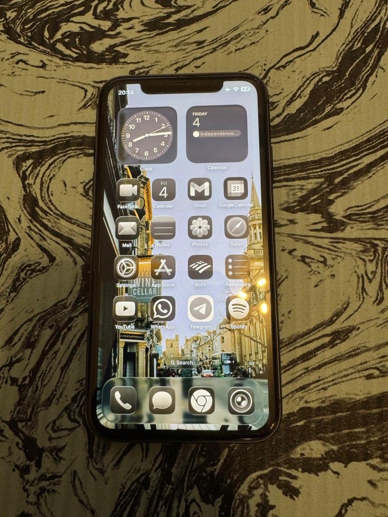 iPhone 11 (Straight Talk)