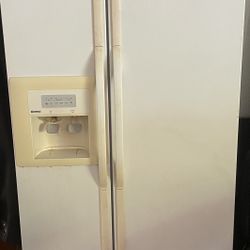 Whirlpool side-by-side fridge with icemaker