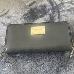Michael Kors Leather Wallet $30 Cash Only 