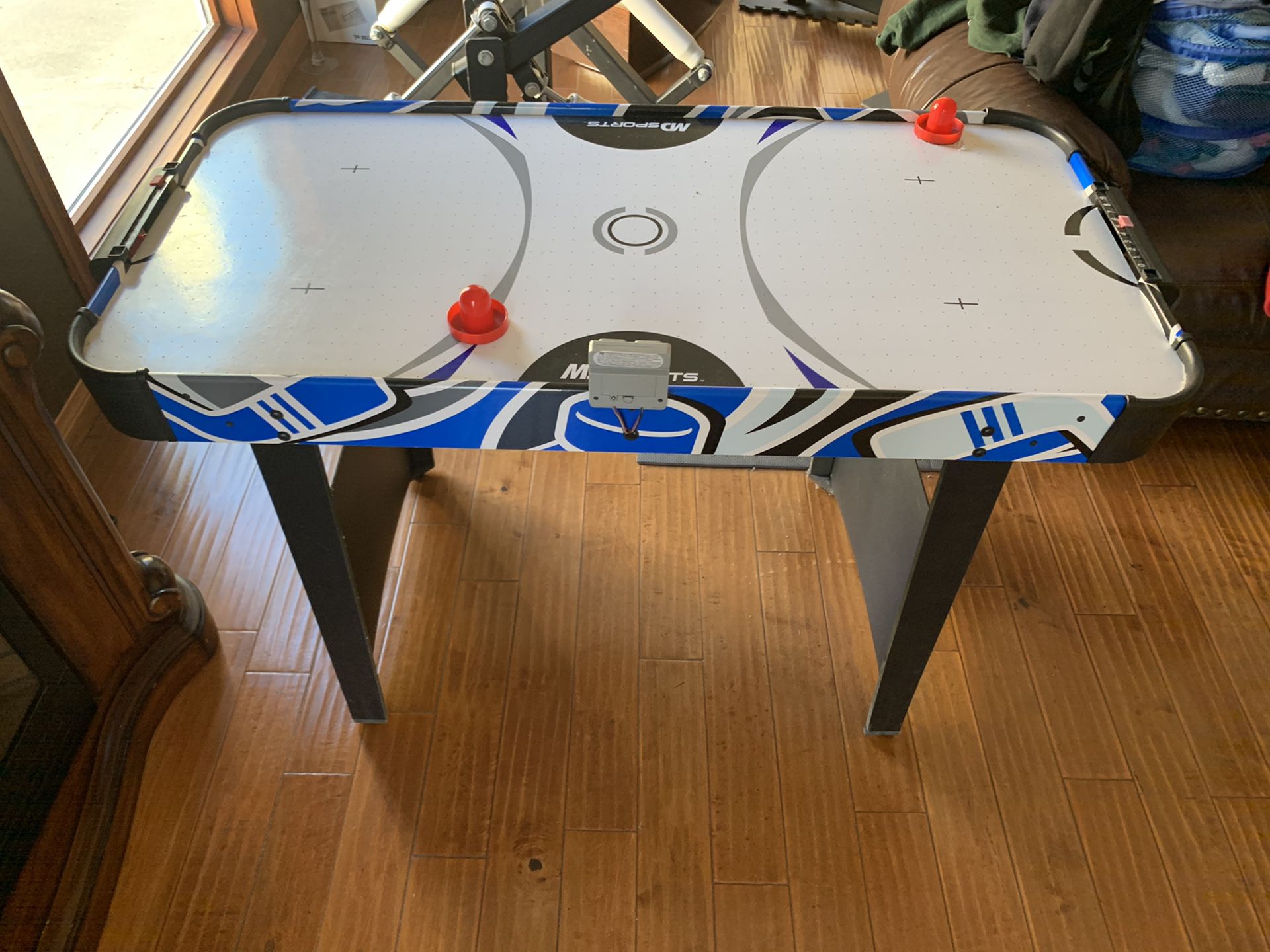 Air hockey table for kids