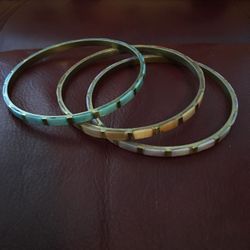 3 colored bangle bracelets