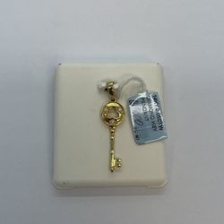 14K GOLD 0.5CTW DIAMOND KEY PENDANT. NEW.